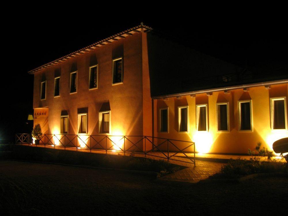 Janas Country Resort 모레스 외부 사진